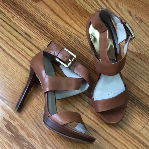 Michael Kors sandals - Picture 2 of 7